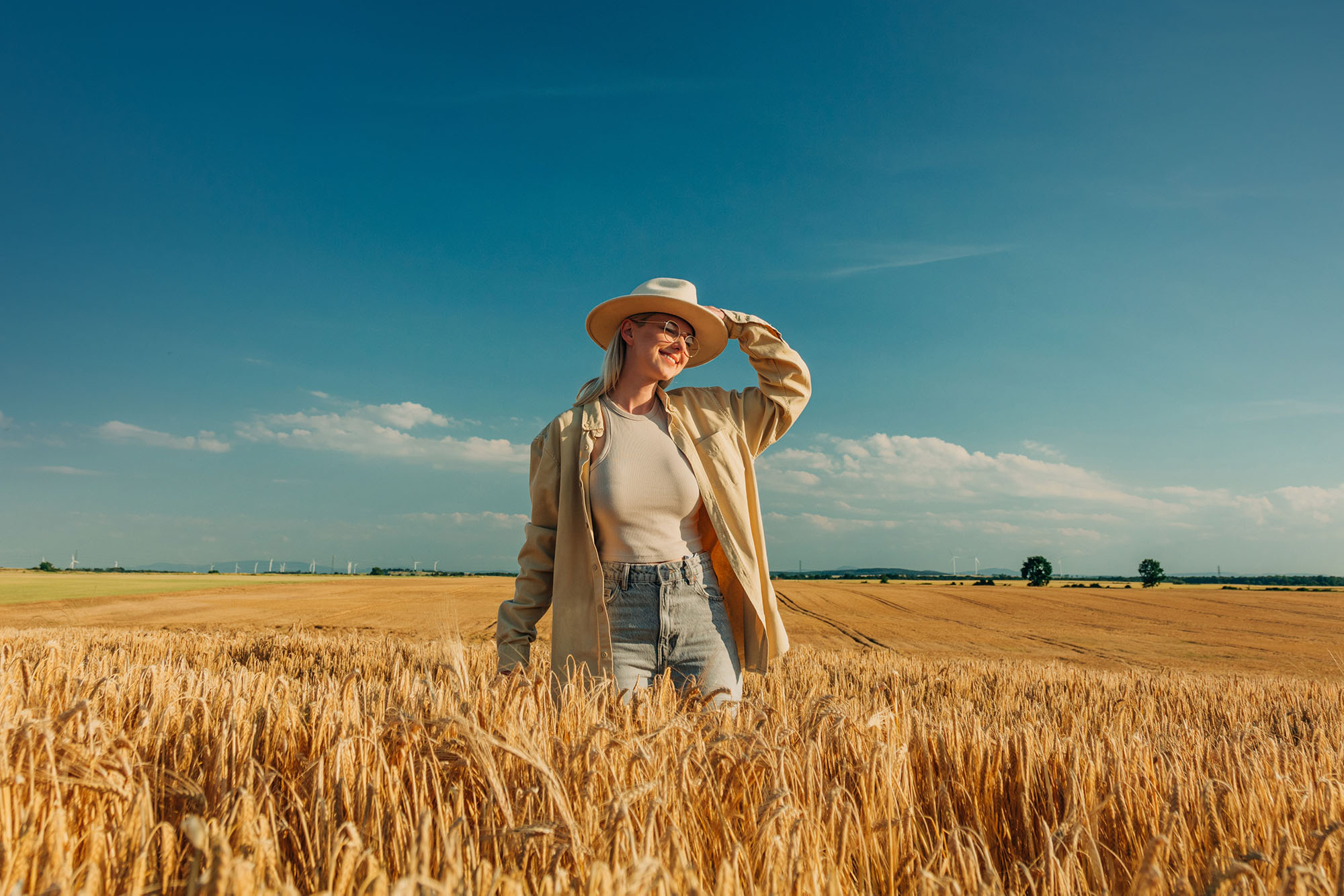 Front Page 1 Front Page -Hervia Shop 2332