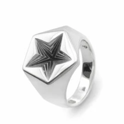 Shaun Leane Silver Star Signet Ring for Kids | Elegant Silver Design