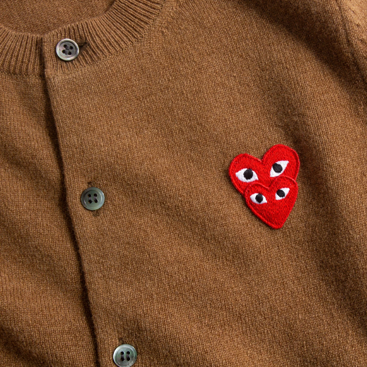 Comme Des Garçons PLAY N075 Double Eye Red Heart Cardigan Beige - Women's Designer Knitwear 2 Comme Des Garçons PLAY N075 Double Eye Red Heart Cardigan Beige - Women's Designer Knitwear - Image 2