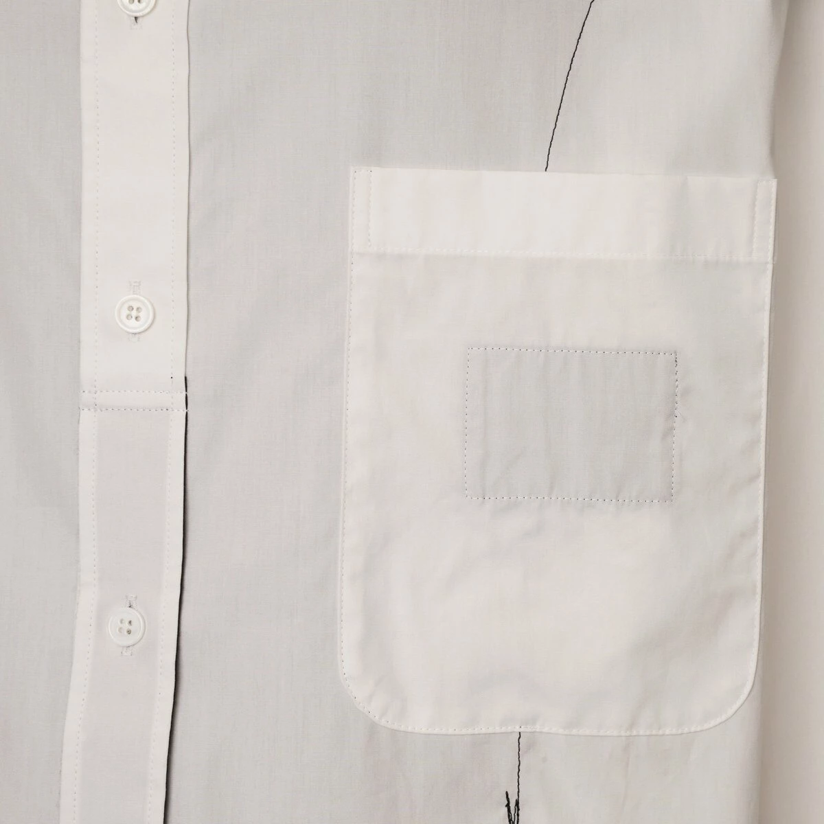 Yohji Yamamoto Deconstructed Colour-Block Shirt in White and Black | Men's Designer Shirts 3 Yohji Yamamoto Deconstructed Colour-Block Shirt in White and Black | Men's Designer Shirts - Image 3