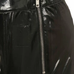 Rick Owens DRKSHDW Front Slit Rubberised Leggings for Kids - Black 5 Rick Owens DRKSHDW Front Slit Rubberised Leggings for Kids - Black -Hervia Shop hervia.com rick owens drkshdw ds01c6317 jrl 09 slit front legging black 1683893954DSC01760