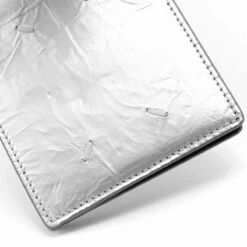 Maison Margiela Crinkle Effect Billfold Wallet - Silver | Men's Luxury Wallets -Hervia Shop hervia.com s35ui0435 p4135 t9002 wallets silver 161701615722530 0000 Layer 183