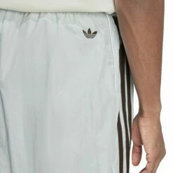 Adidas X Wales Bonner White Track Suit Bottoms for Kids -Hervia Shop hervia.com wb nylon tp col. blutin 1699286266IT9784 8 APPAREL On Model Detail View 1 white